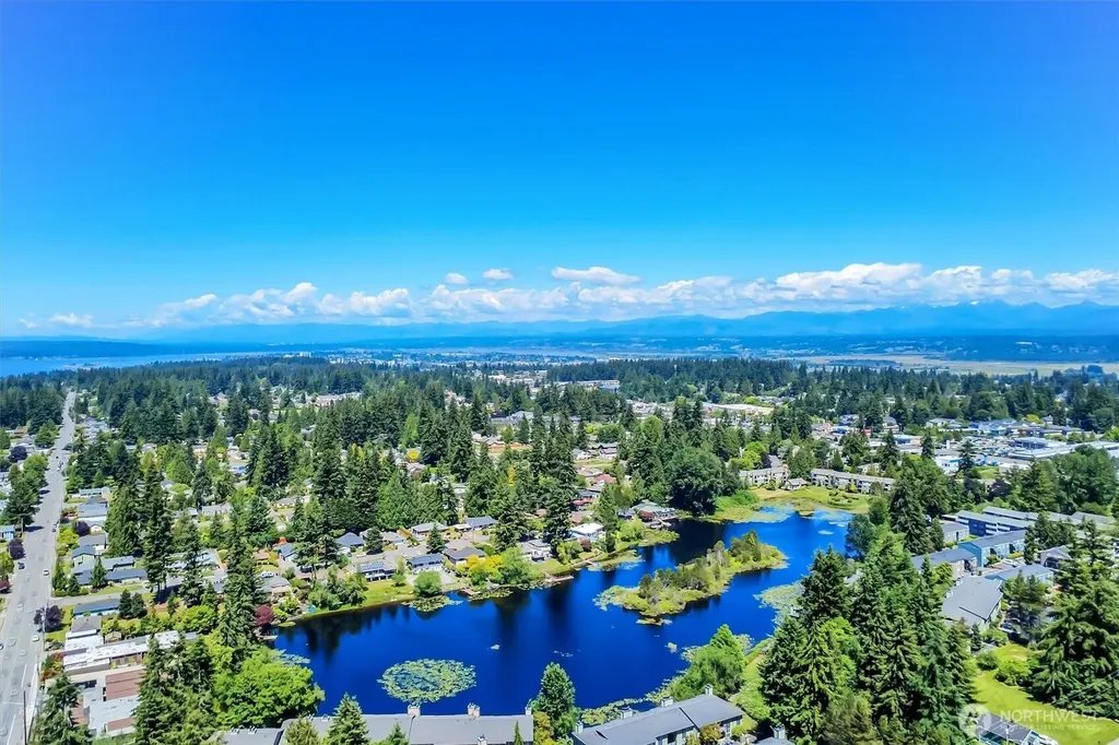 323 75th Street SE Everett WA 98203
