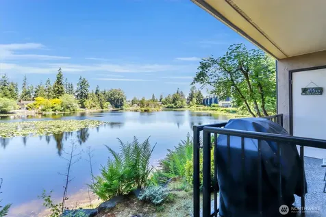 323 75th Street SE Everett WA 98203