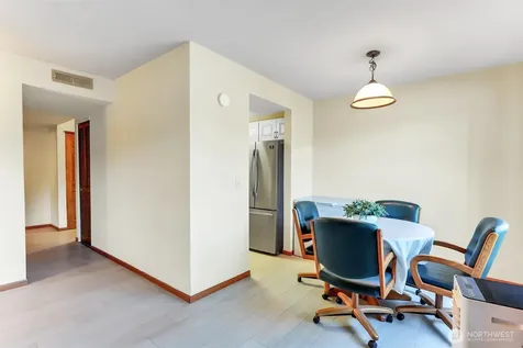 323 75th Street SE Everett WA 98203
