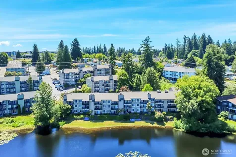 323 75th Street SE Everett WA 98203