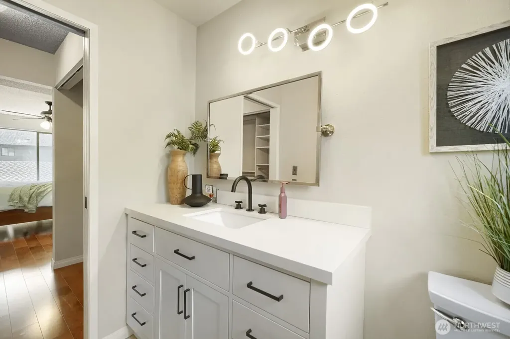 10634 Glen Acres Drive S Seattle WA 98168