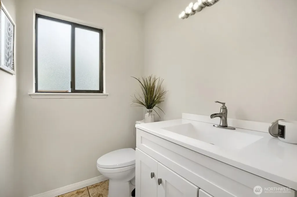 10634 Glen Acres Drive S Seattle WA 98168