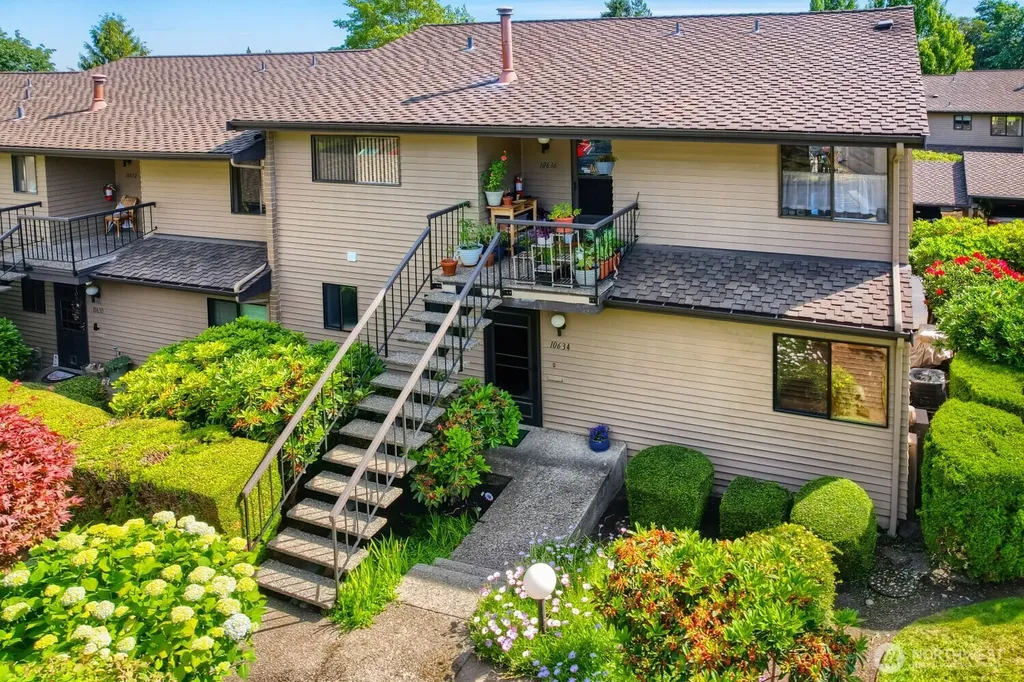 10634 Glen Acres Drive S Seattle WA 98168
