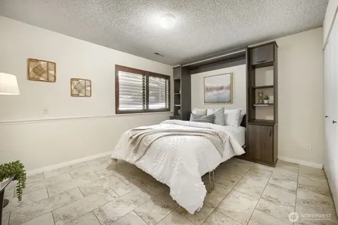 10634 Glen Acres Drive S Seattle WA 98168