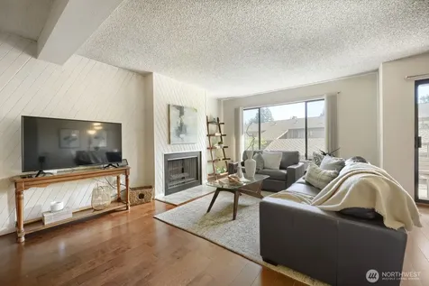 10634 Glen Acres Drive S Seattle WA 98168