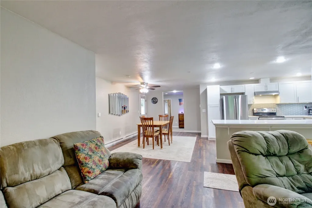 4722 197th Place NE Arlington WA 98223