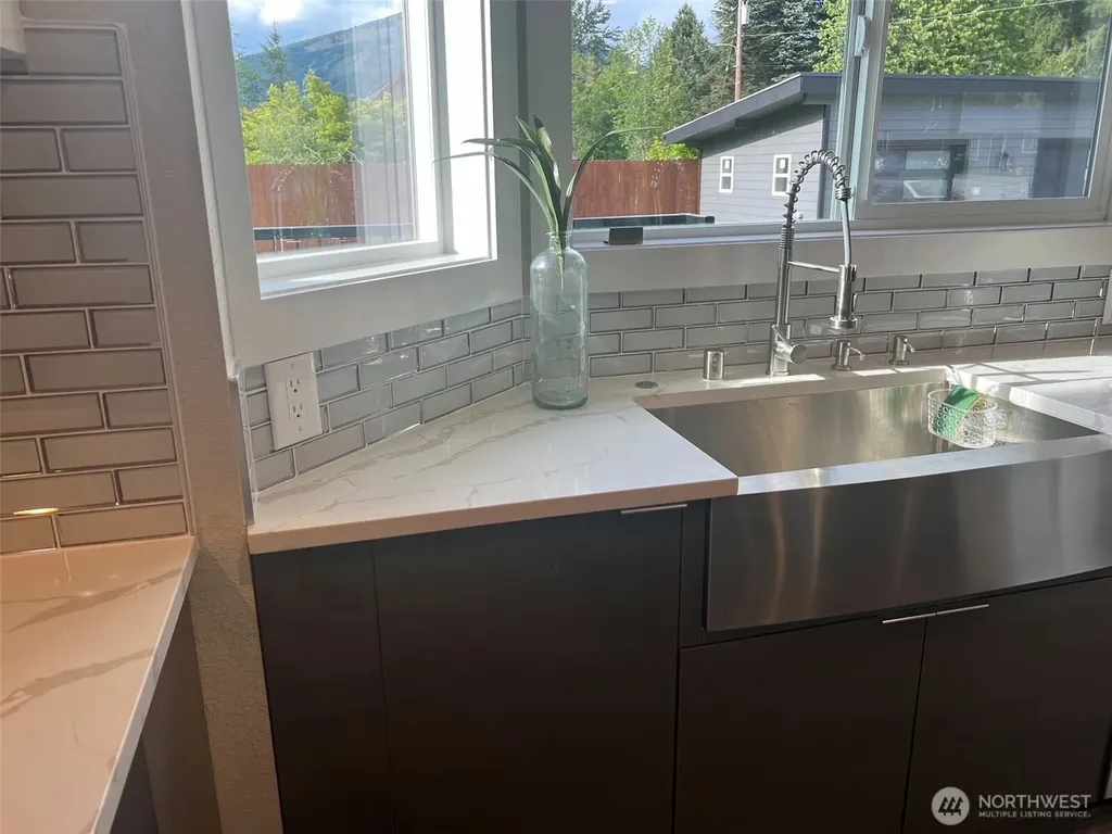 1294 Seeman Street Darrington WA 98241