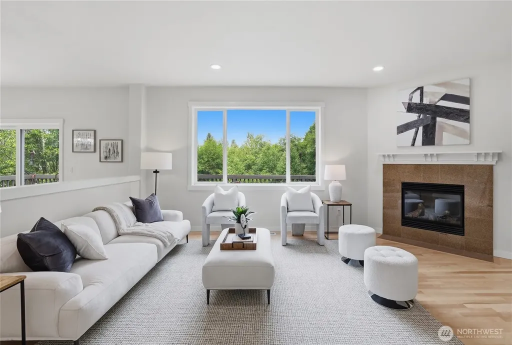252 245th Place NE Sammamish WA 98074