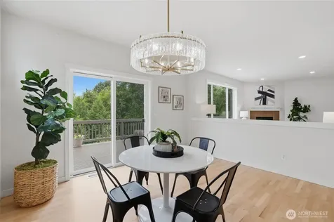 252 245th Place NE Sammamish WA 98074