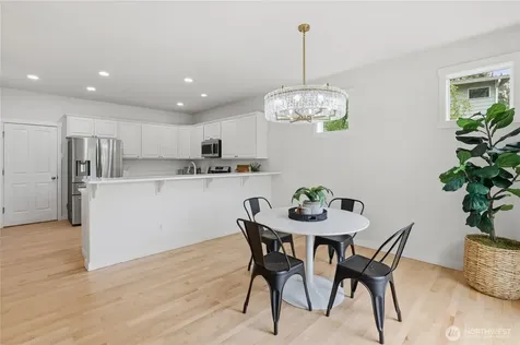 252 245th Place NE Sammamish WA 98074