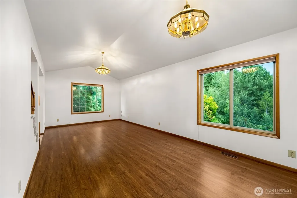 4351 Gooding Avenue Bellingham WA 98226