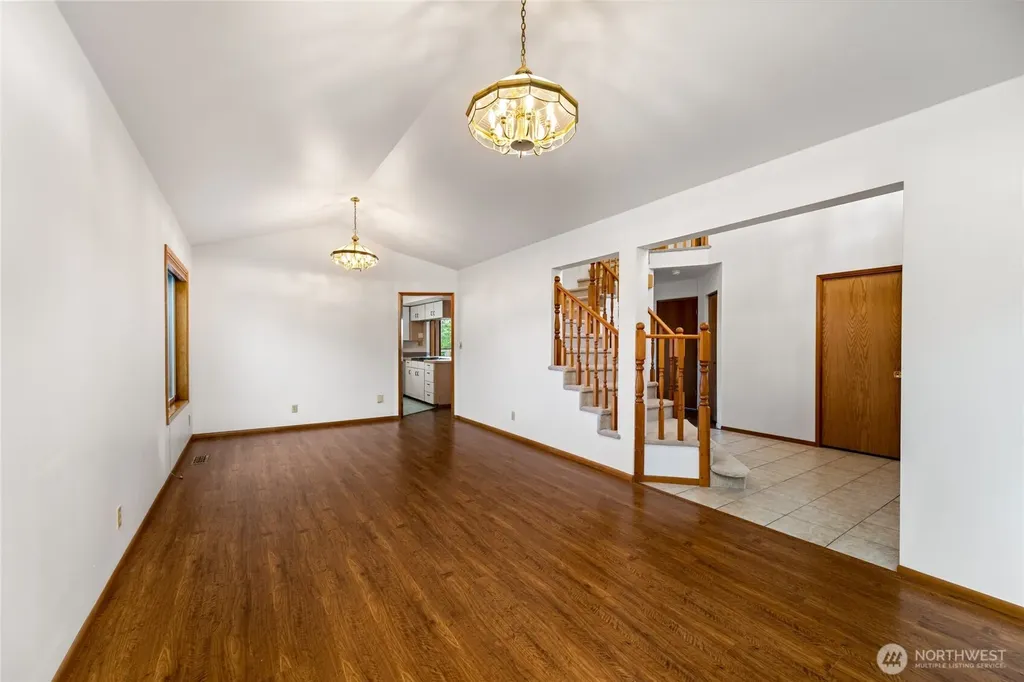 4351 Gooding Avenue Bellingham WA 98226