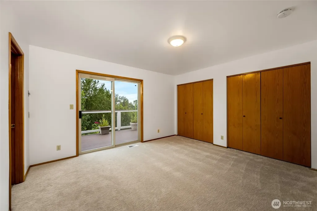 4351 Gooding Avenue Bellingham WA 98226