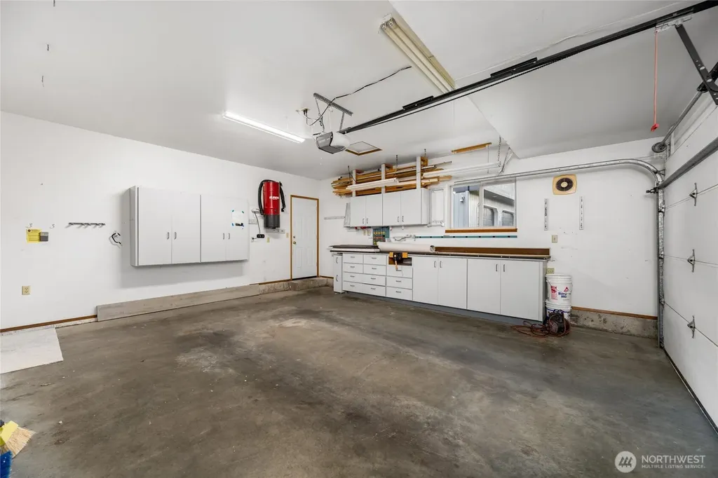 4351 Gooding Avenue Bellingham WA 98226