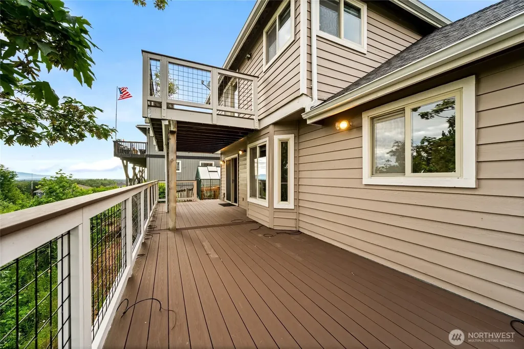 4351 Gooding Avenue Bellingham WA 98226