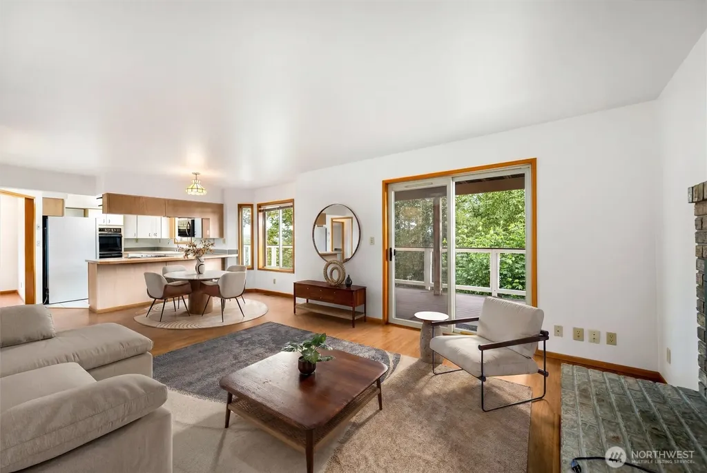 4351 Gooding Avenue Bellingham WA 98226