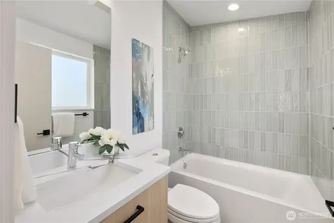 514 N 92nd Street Seattle WA 98103