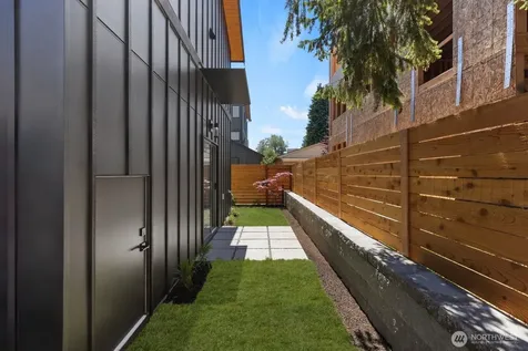 514 N 92nd Street Seattle WA 98103