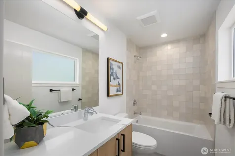 512 N 92nd Street Seattle WA 98103