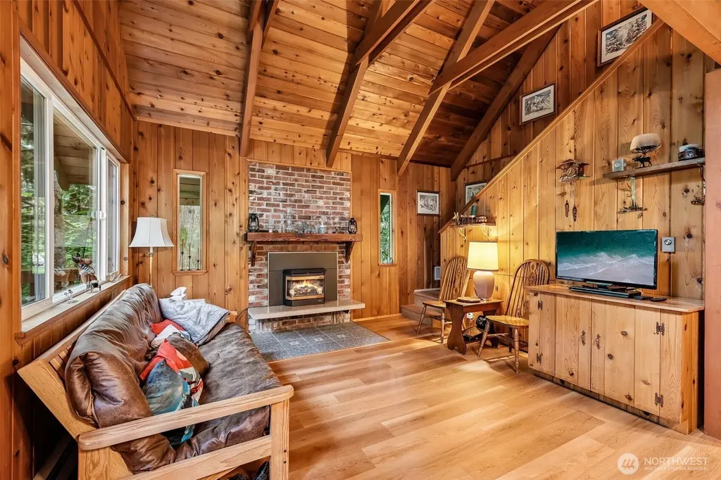 76114 NE 122nd Street Skykomish WA 98288