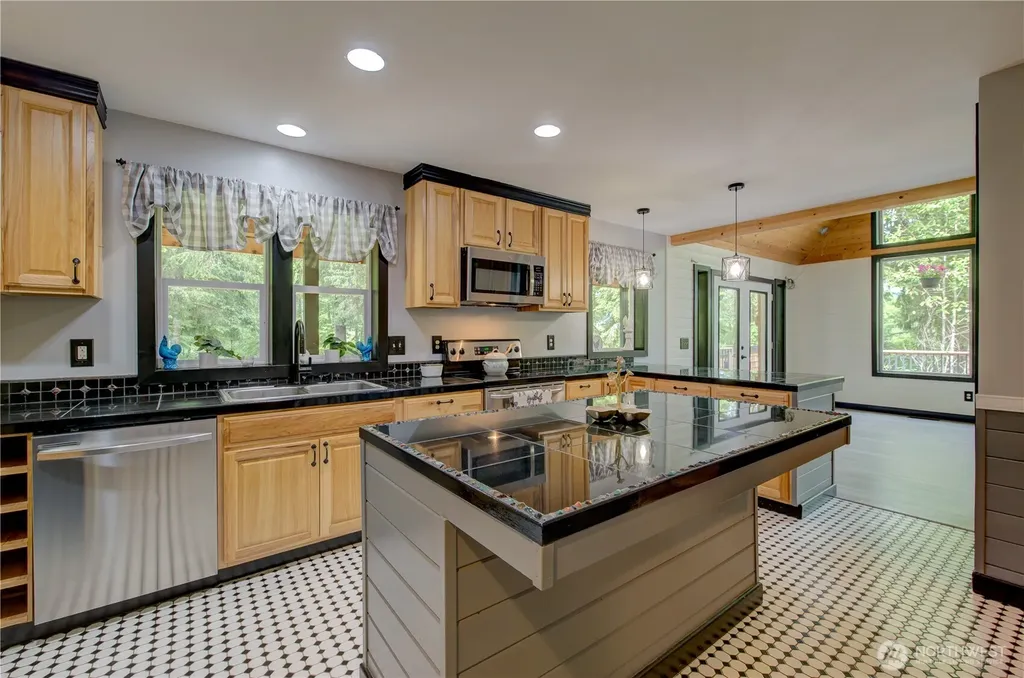 20 Parpala Road Naselle WA 98638
