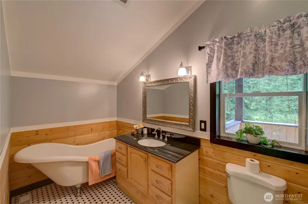 20 Parpala Road Naselle WA 98638