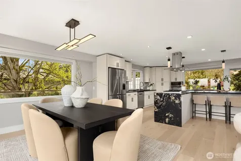 13720 94th Avenue NE Kirkland WA 98034