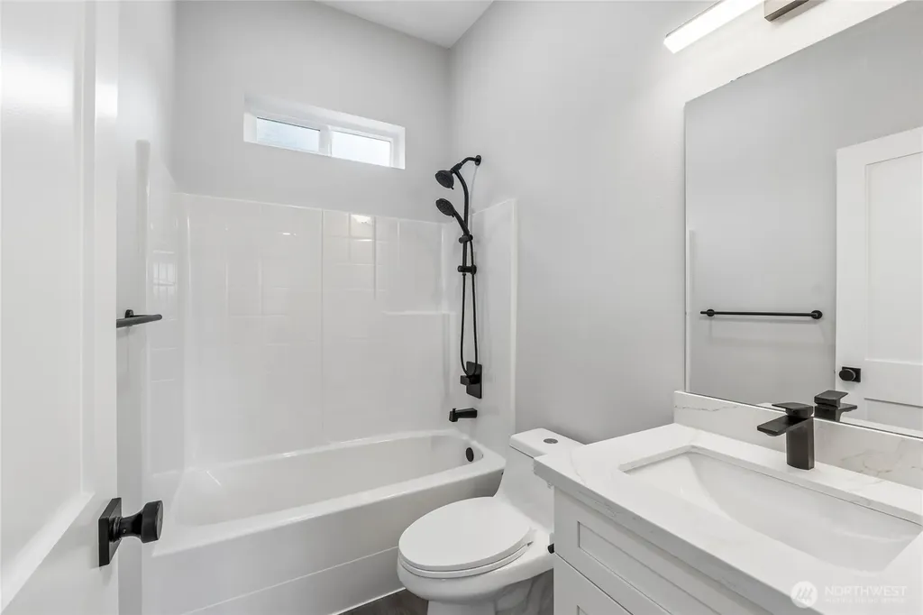 6025 47th Avenue S Seattle WA 98118
