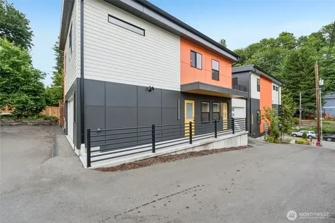 6025 47th Avenue S Seattle WA 98118