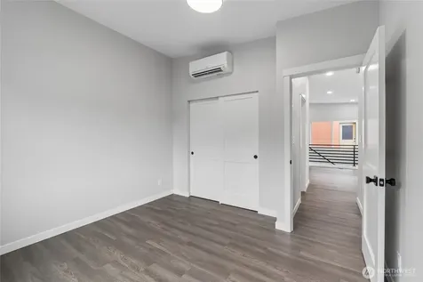 6025 47th Avenue S Seattle WA 98118