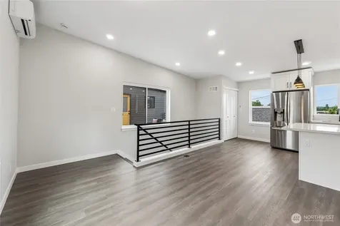 6025 47th Avenue S Seattle WA 98118