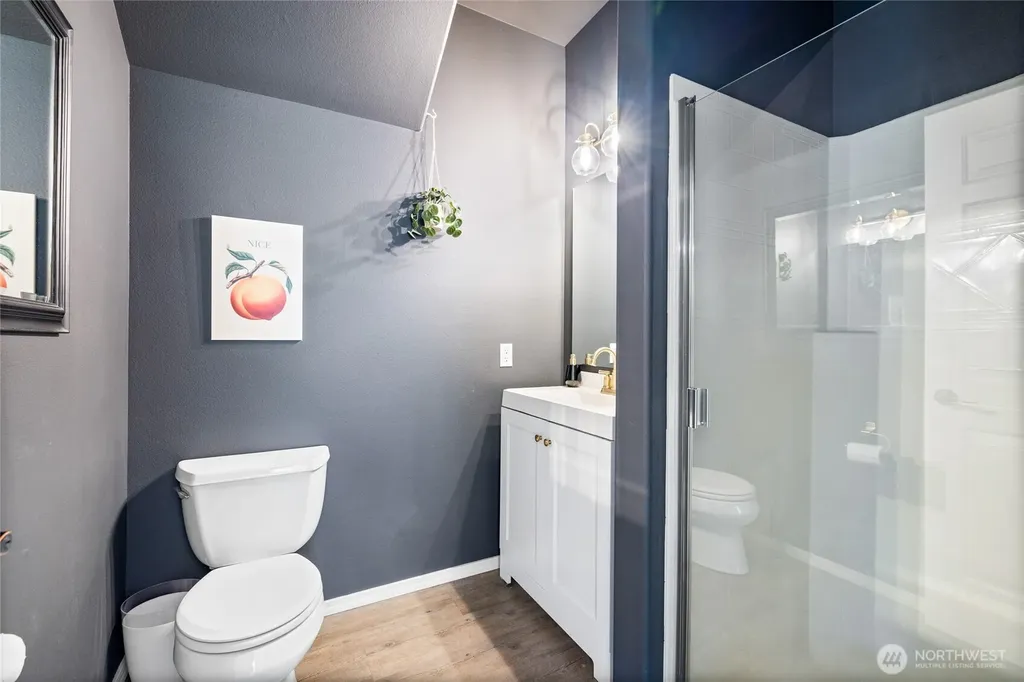 38040 37th Place SE Auburn WA 98001