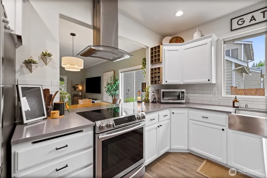 38040 37th Place SE Auburn WA 98001