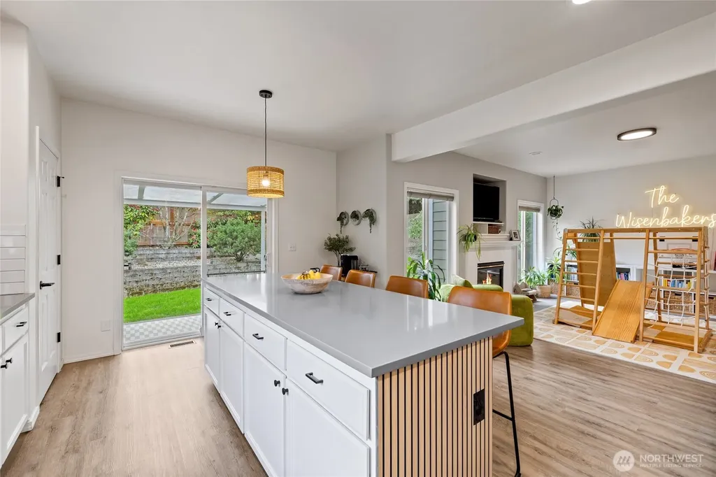 38040 37th Place SE Auburn WA 98001