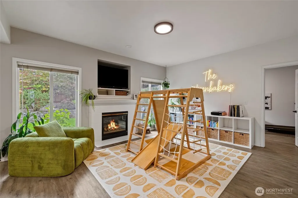 38040 37th Place SE Auburn WA 98001