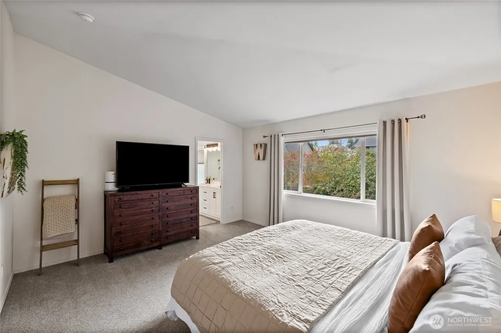38040 37th Place SE Auburn WA 98001