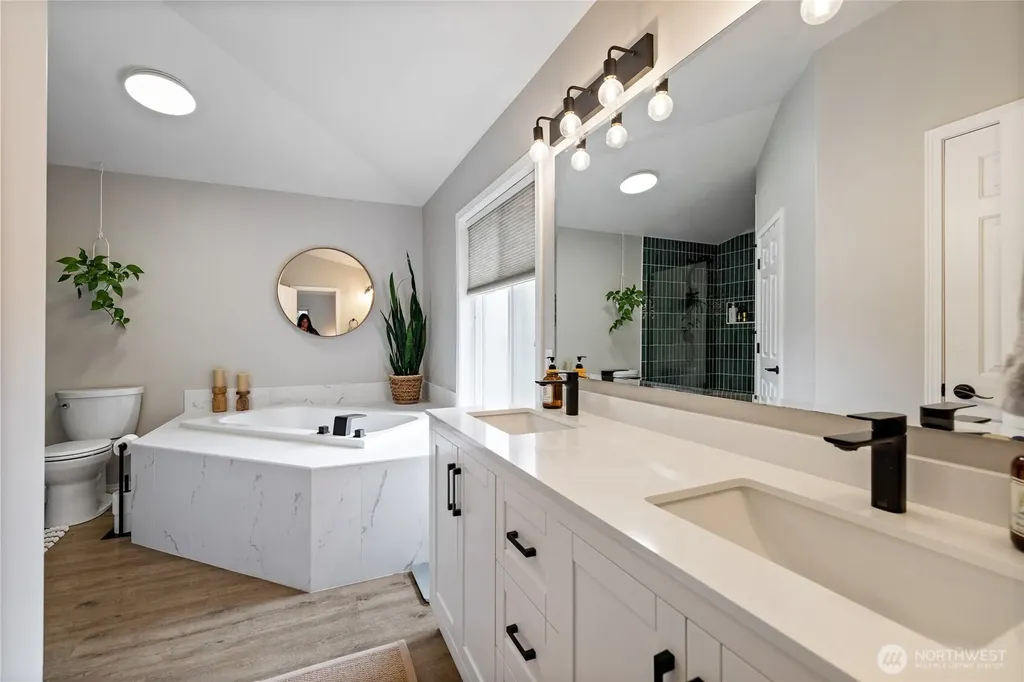 38040 37th Place SE Auburn WA 98001