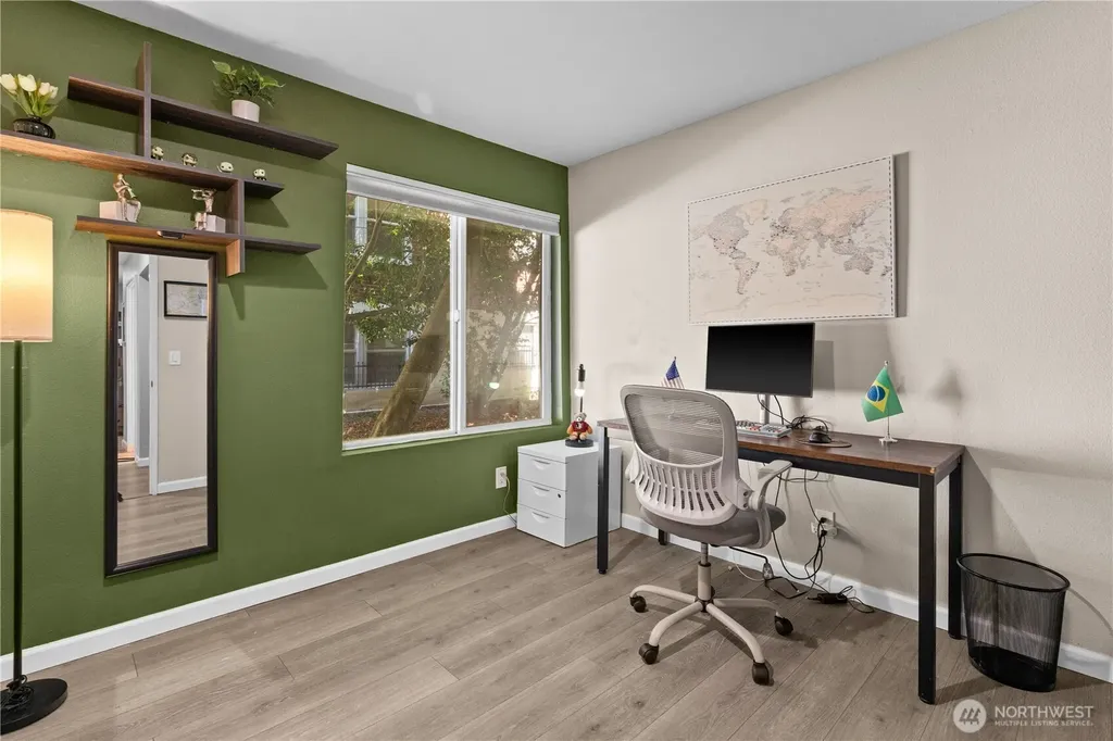 613 4th Avenue W Seattle WA 98119