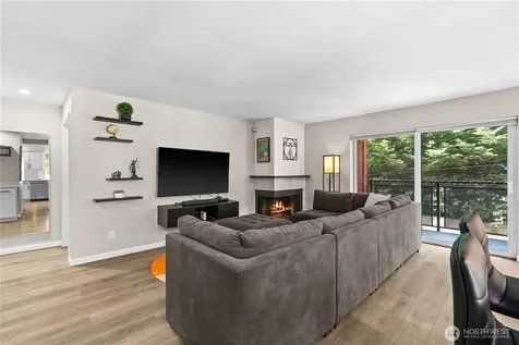 613 W 4th Avenue Seattle WA 98119