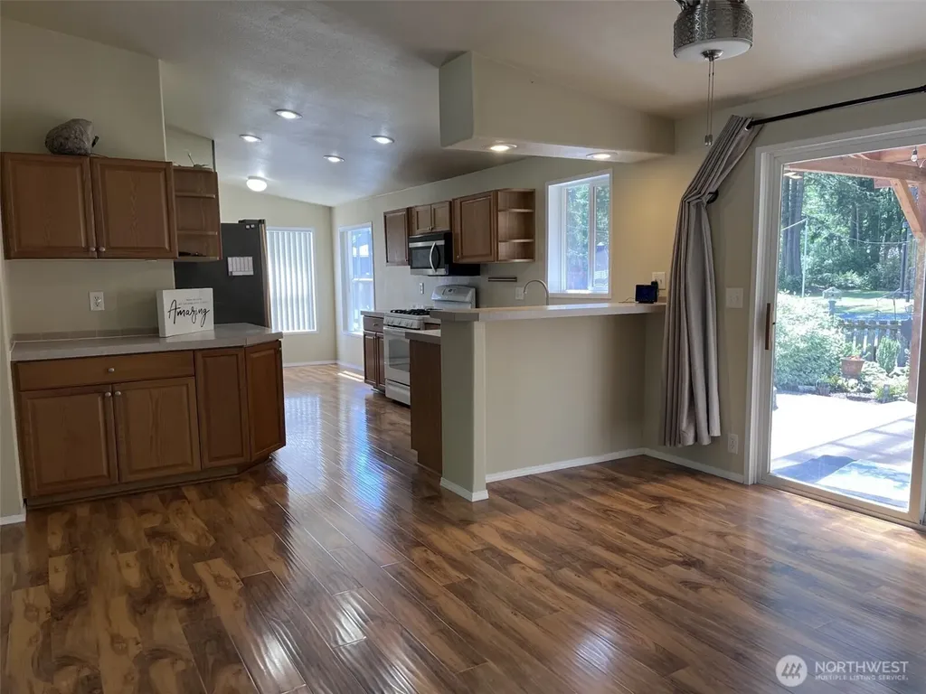 12712 202nd Street E Graham WA 98338
