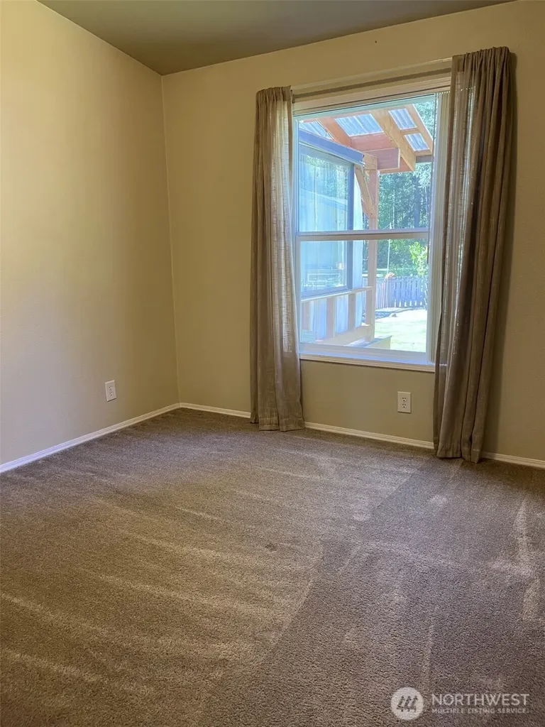 12712 202nd Street E Graham WA 98338