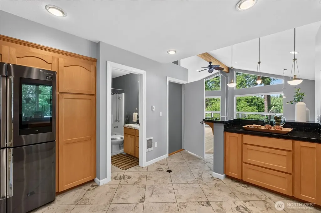 21937 Promontory Court SE Yelm WA 98597