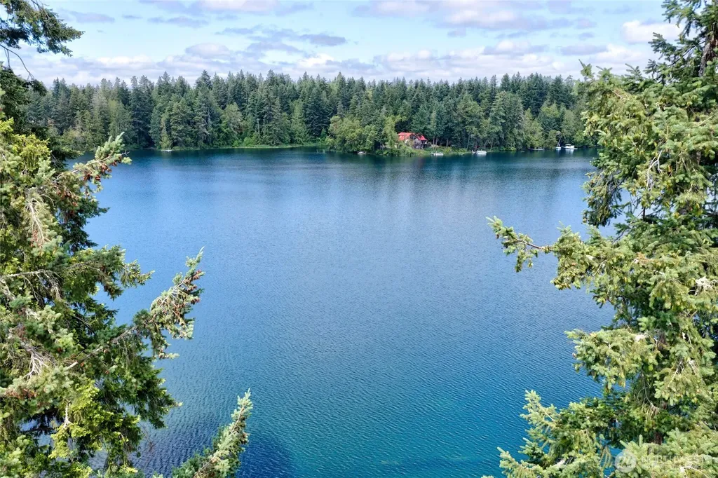 21937 Promontory Court SE Yelm WA 98597