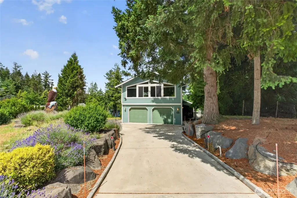 21937 Promontory Court SE Yelm WA 98597