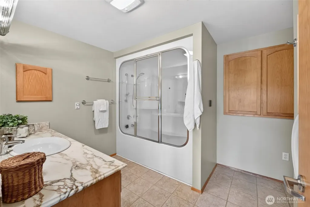 21937 Promontory Court SE Yelm WA 98597