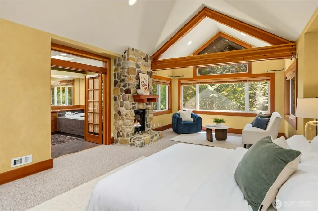 10199 Affirmed Lane NE Bainbridge Island WA 98110