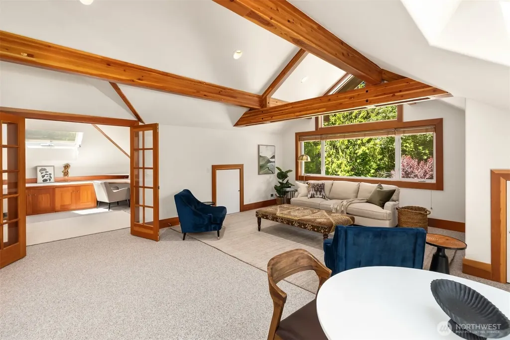 10199 Affirmed Lane NE Bainbridge Island WA 98110
