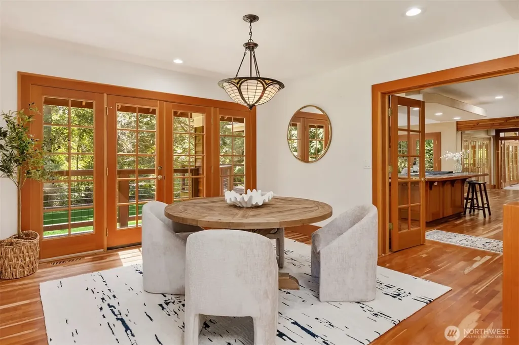 10199 Affirmed Lane NE Bainbridge Island WA 98110