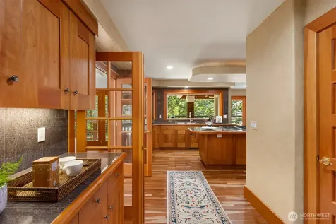 10199 Affirmed Lane NE Bainbridge Island WA 98110