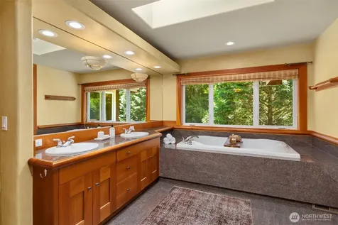 10199 Affirmed Lane NE Bainbridge Island WA 98110